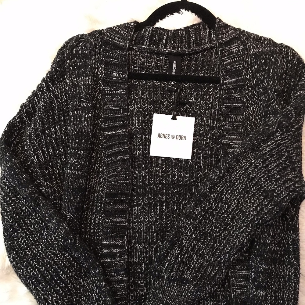 A&D Dreamy Duster BLACK S,M,L,XL